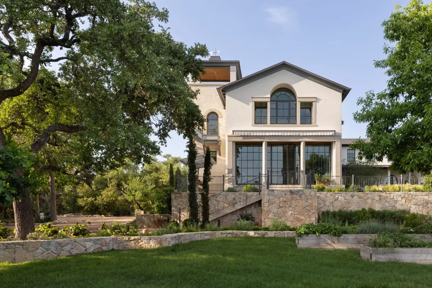 Black Arrowhead — Lake Travis — gallery image 5